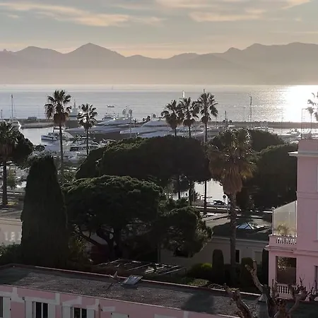 Amazing Sea View, Parking, Easy Access Cannes