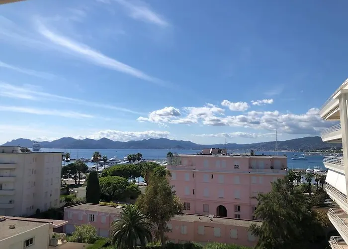 Amazing Sea View, Parking, Easy Access Apartamento *
