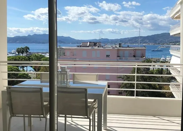Amazing Sea View, Parking, Easy Access * Cannes